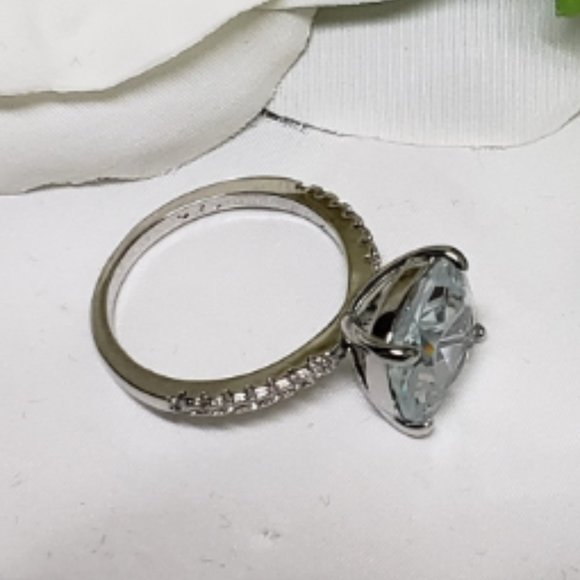 Fashion engagement ring - Picture 3 of 4